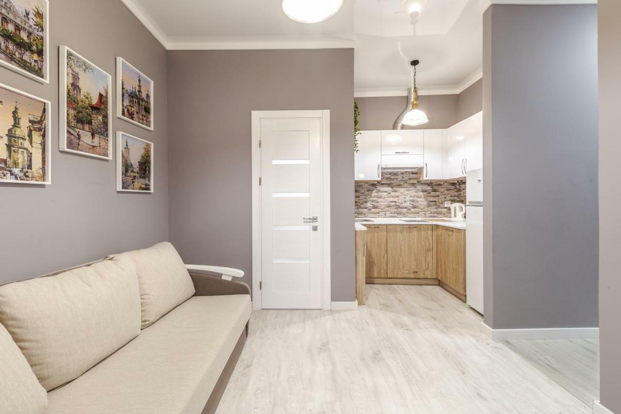 Modern Rus Apartamento Lviv Exterior foto
