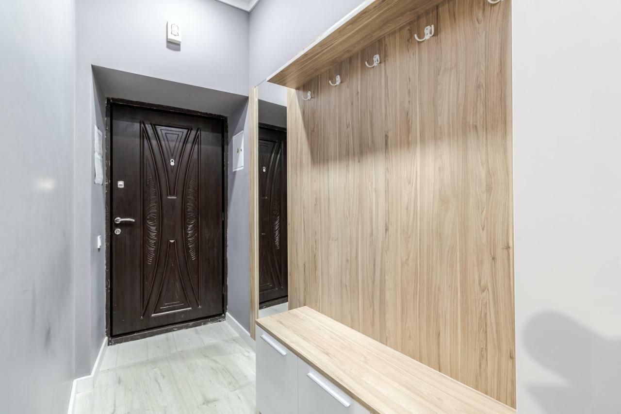 Modern Rus Apartamento Lviv Exterior foto