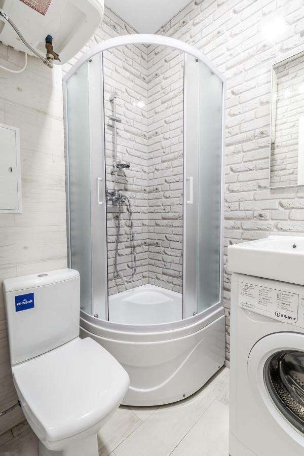 Modern Rus Apartamento Lviv Exterior foto